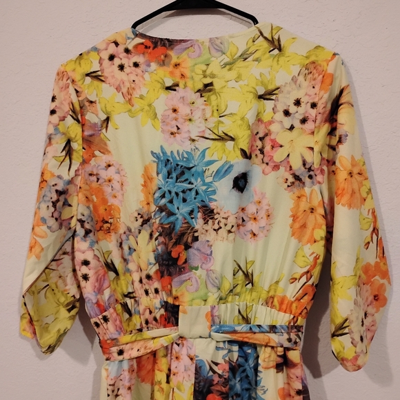 Gianni Bini Floral Erynn Romper - Picture 8 of 10